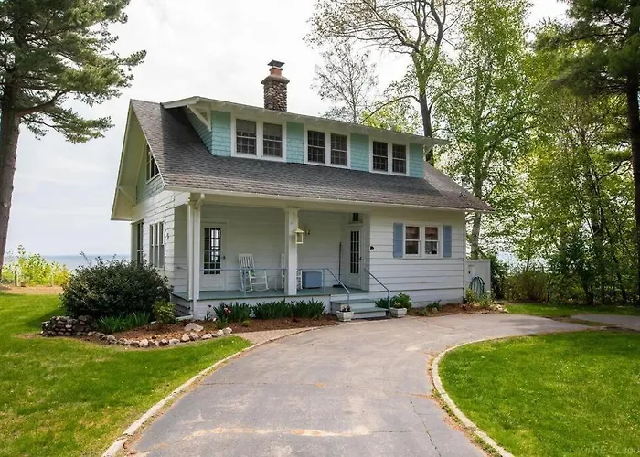 Waterfront Cottages In Lexington Vacation Homes