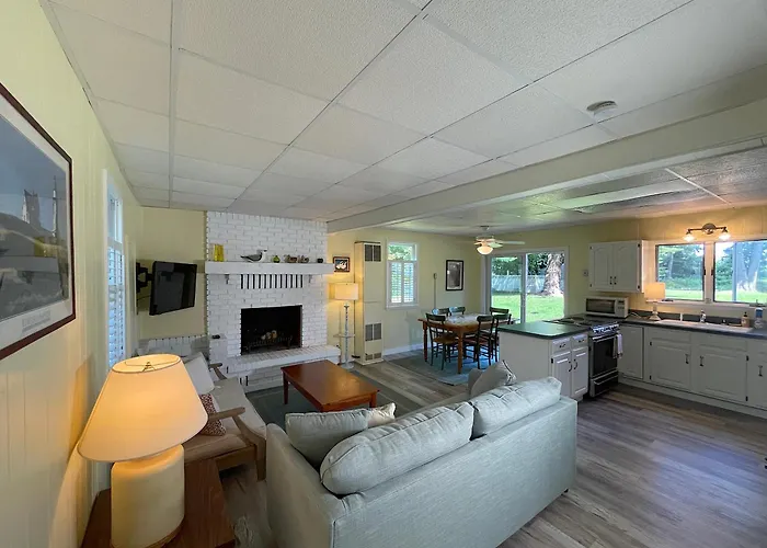 Waterfront Cottages In Lexington Vacation Homes
